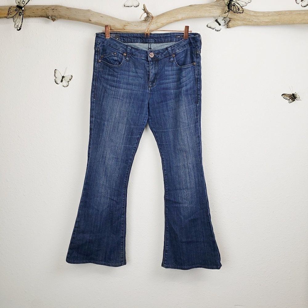 William rast flare dark denim jeans